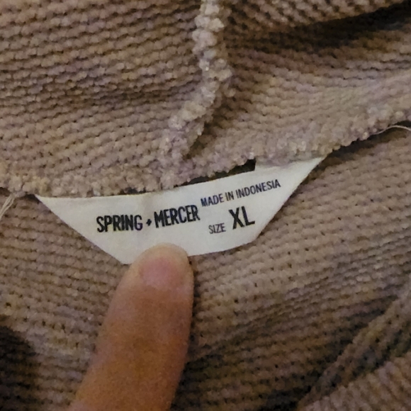 Spring + Mercer XL, Tan sweater. - Picture 3 of 7